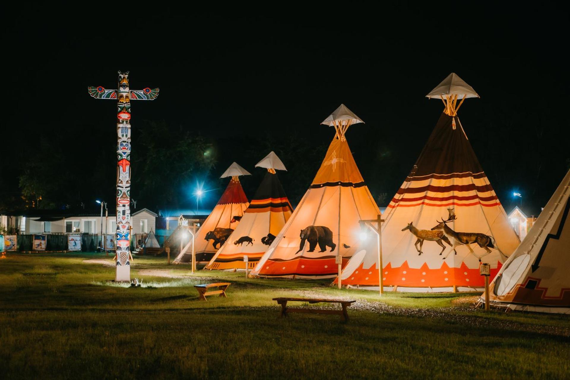 Indiana Camp - 150 M Od Suntago Park Hotel Grabce-Towarzystwo Buitenkant foto