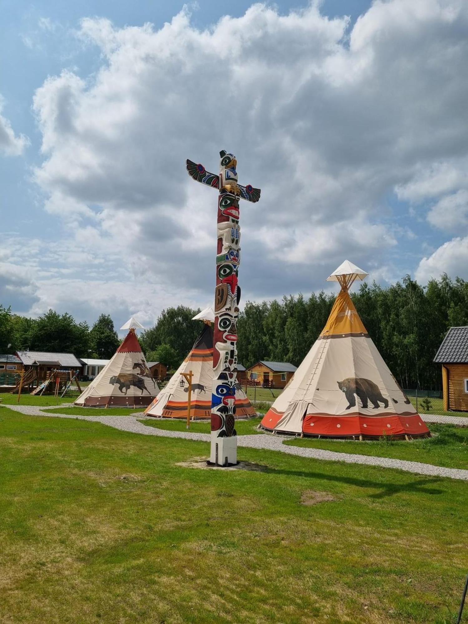 Indiana Camp - 150 M Od Suntago Park Hotel Grabce-Towarzystwo Buitenkant foto