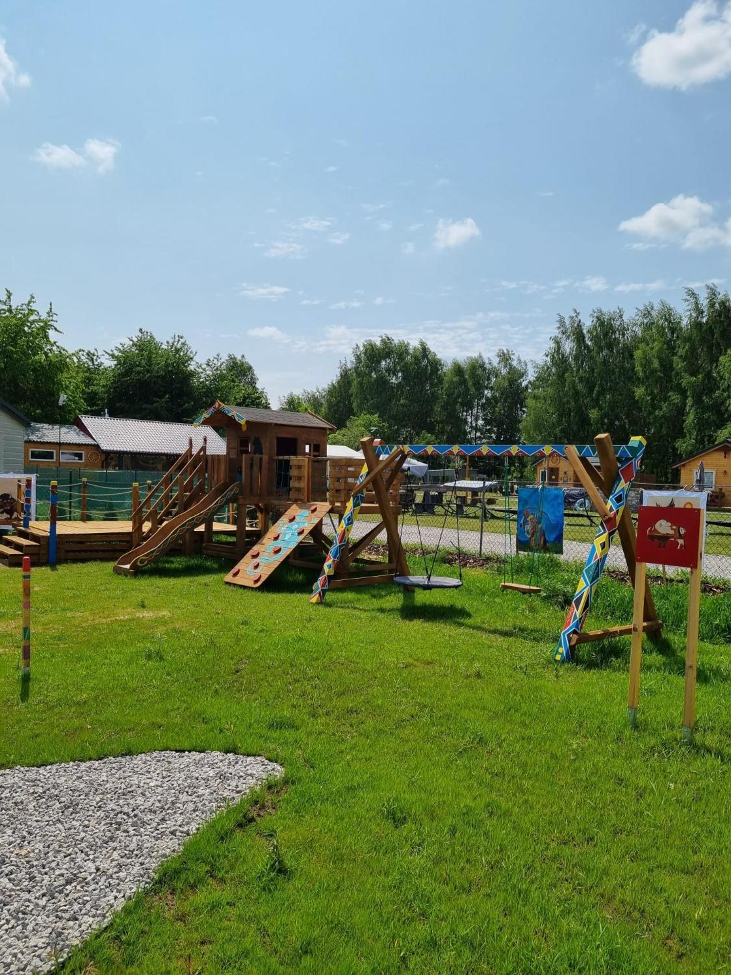 Indiana Camp - 150 M Od Suntago Park Hotel Grabce-Towarzystwo Buitenkant foto